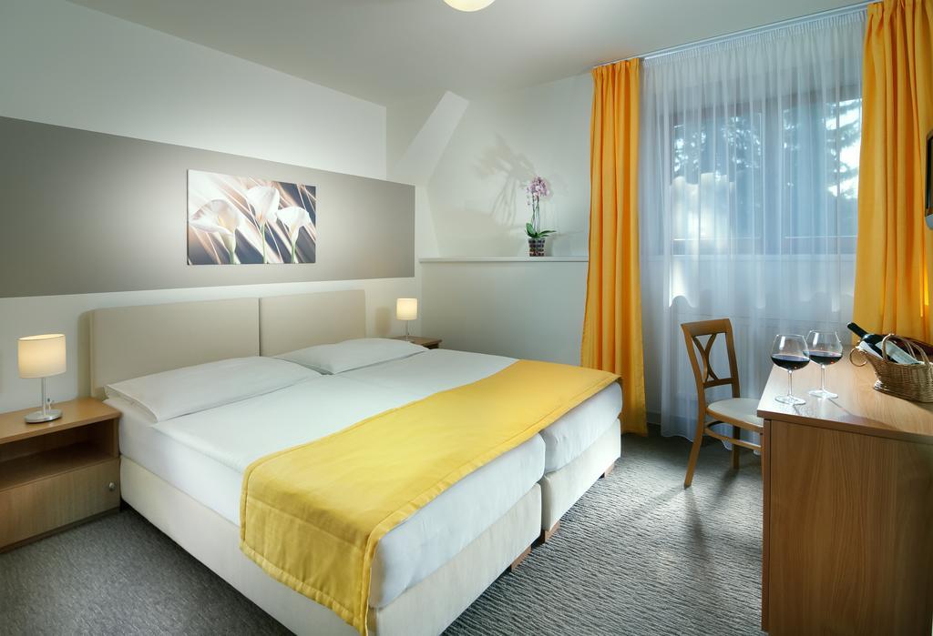 Hotel Vz Bedrichov Špindlerŭv Mlýn Стая снимка